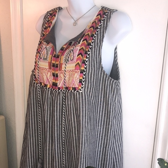 Entro Embroidered Striped Sleeveless Dress - Picture 5 of 12